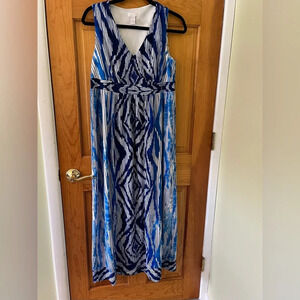 Chico’s Blue and White Print Sleeveless Maxi Dress Empire Waist Size 1 M 8 VNeck
